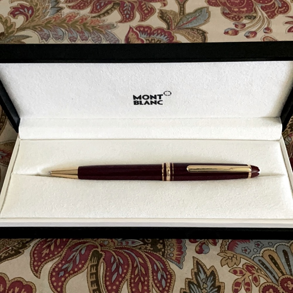 Mont Blanc burgundy ballpoint pen